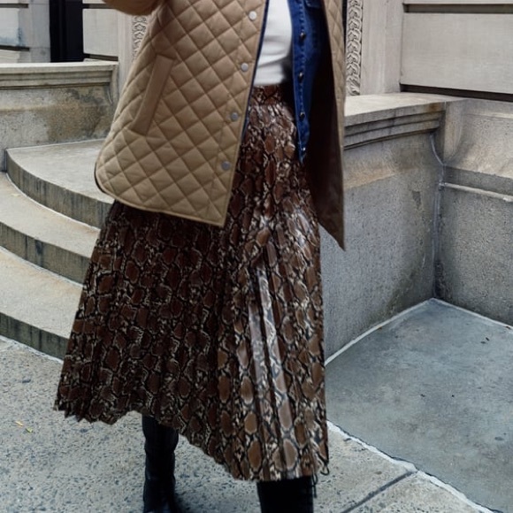 New Zara Faux Leather Snake Print Midi Pleated Skirt XS Small Medium 8372/262 - Picture 4 of 12